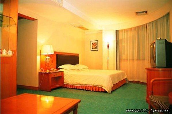 ホテル Crown 武漢市 部屋 写真
